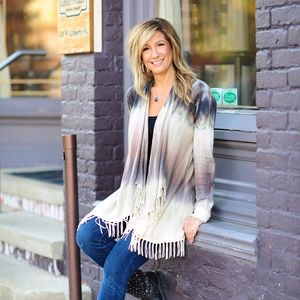 Meet your Posher, Krysti